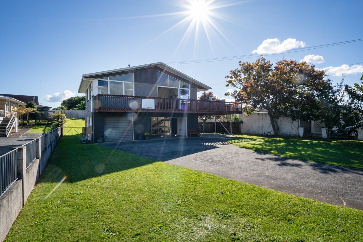 17 Scott Street, Leamington, Cambridge - Carousel 1