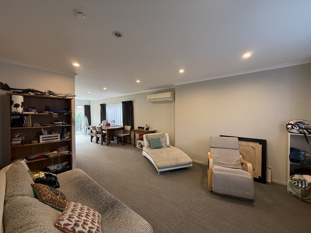 16 Te Wharepouri Street, Berhampore, Wellington - Carousel 2