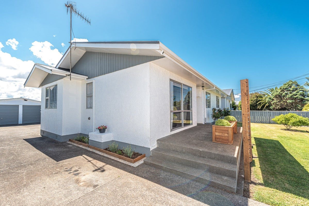 80 Lincoln Road, Springvale, Whanganui - Carousel 1