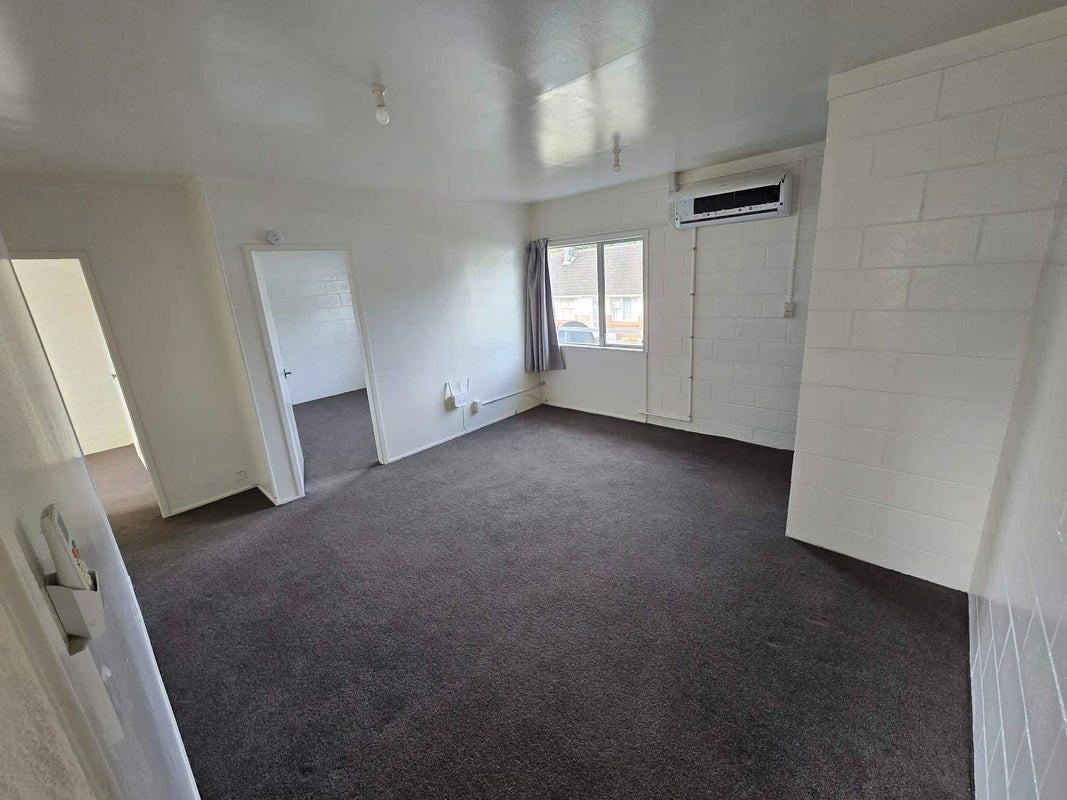6/9 Totara Street, Trentham, Upper Hutt - Carousel 2