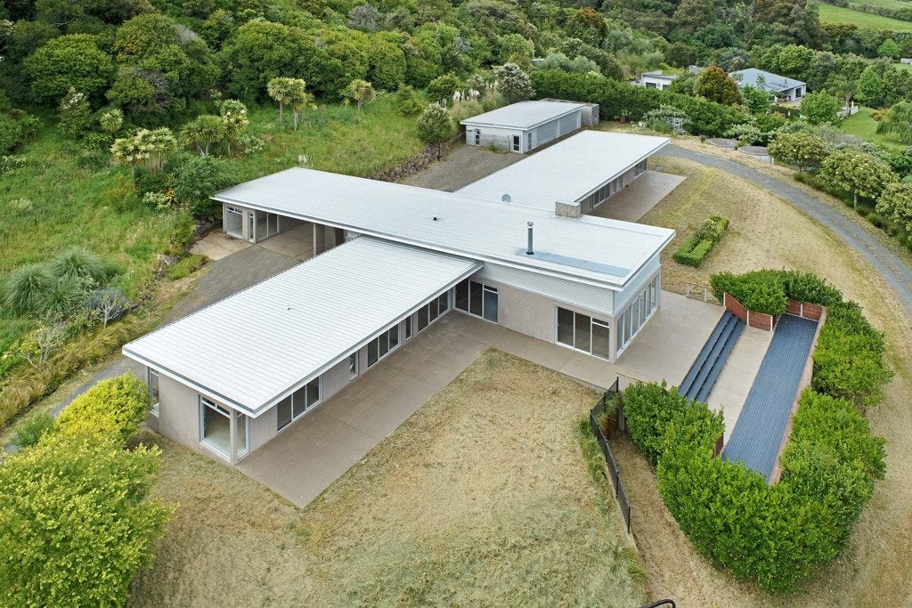 58 Old Barn Road, Papakura - Carousel 1