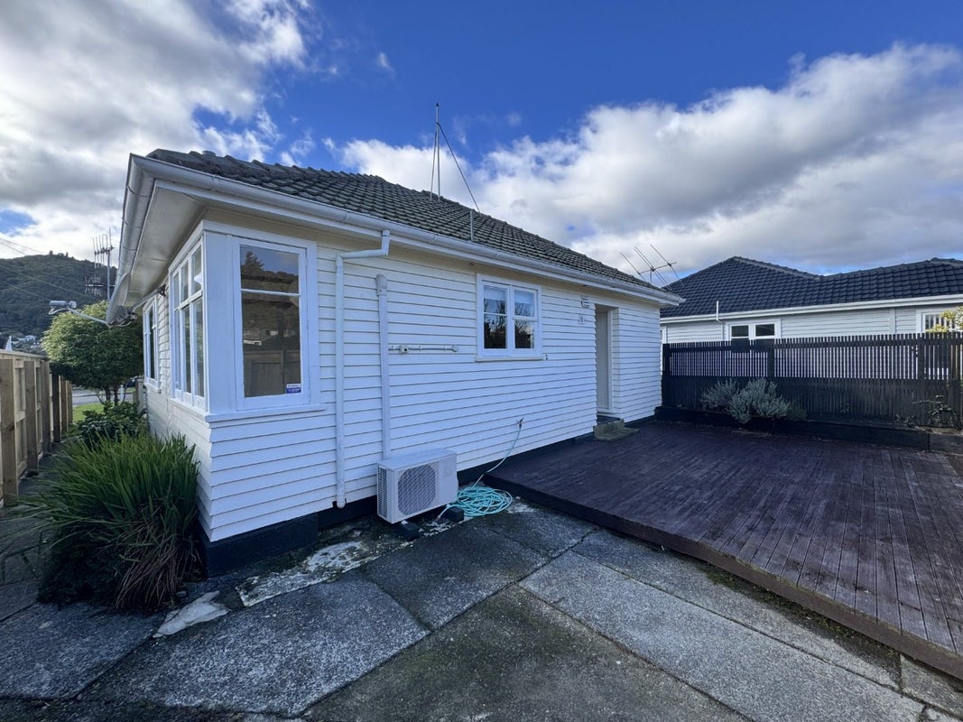 53 Hyde Street, Wainuiomata, Lower Hutt - Carousel 21