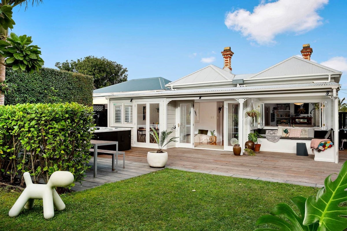 27 Murdoch Road, Grey Lynn, Auckland - Carousel 2
