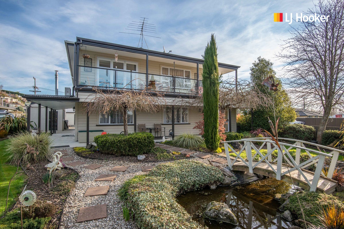 7 North Foreland Street, Waihola - Carousel 1