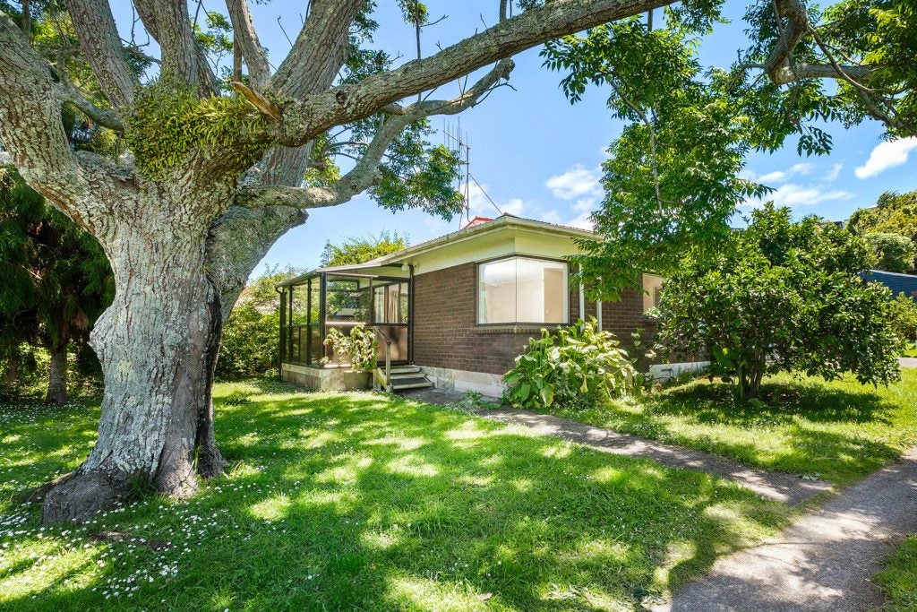 124 Athenree Road, Athenree, Katikati - Carousel 2