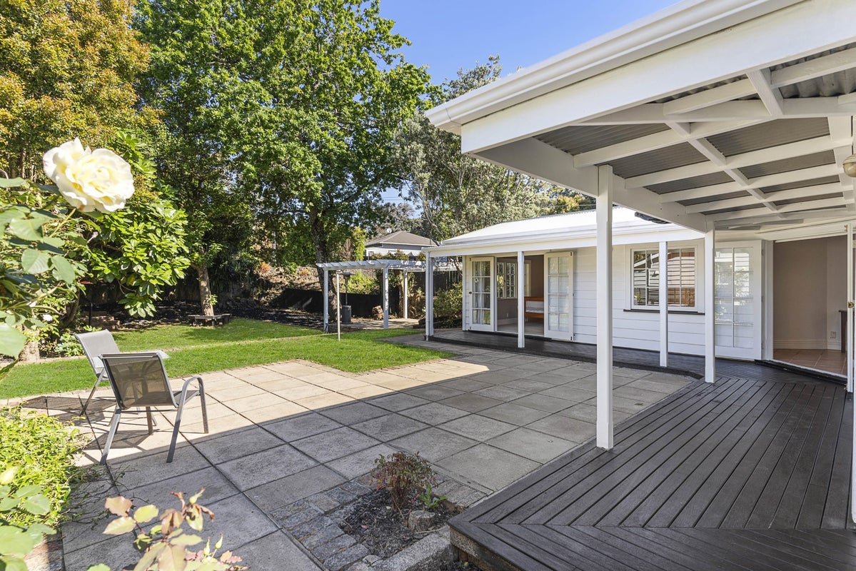 4 Seychelles Street, Morningside, Auckland - Carousel 2