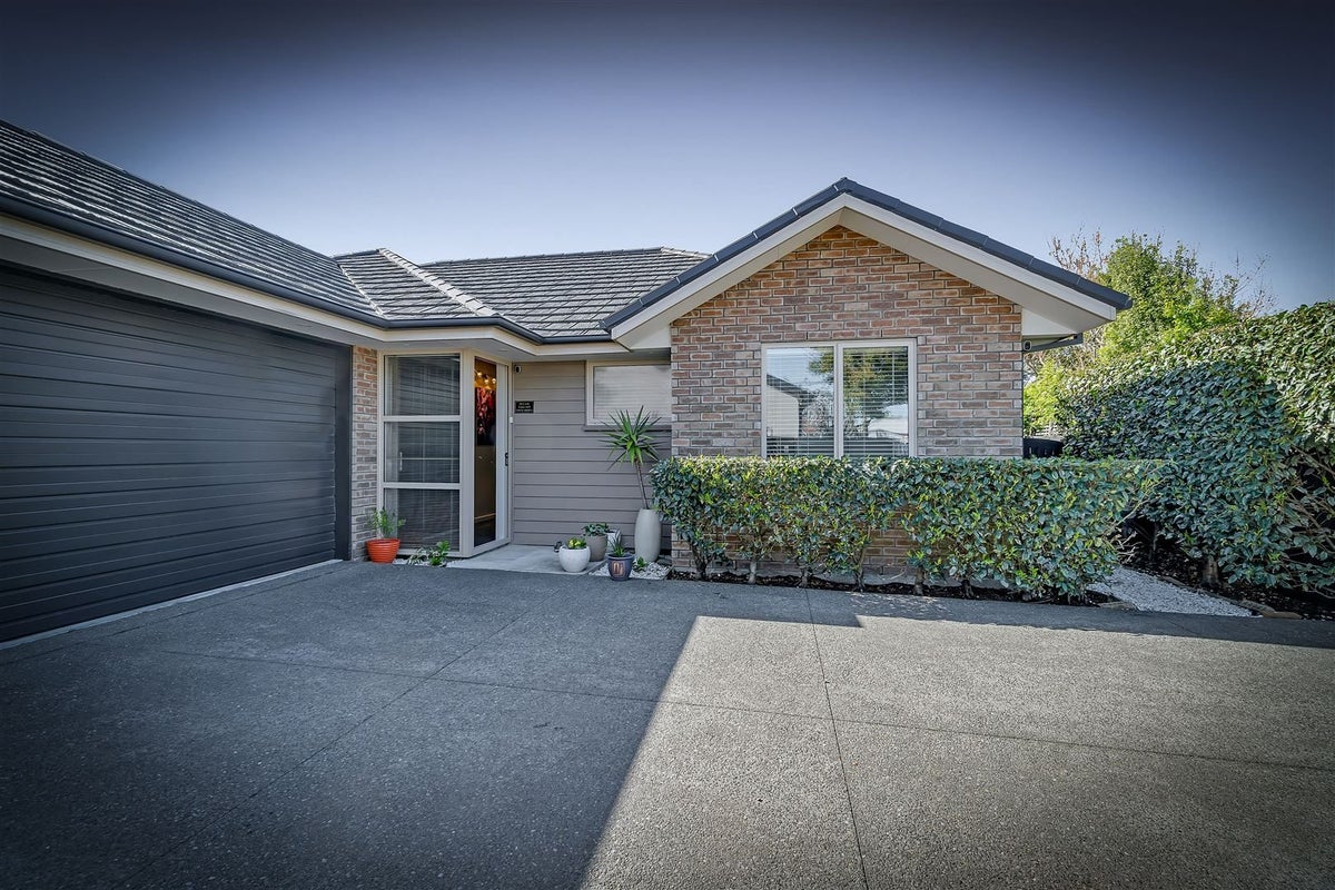 31 Factory Road, Belfast, Christchurch - Carousel 1