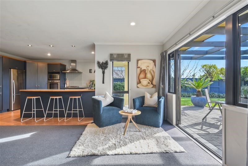 2 Acton Vale, Rototuna North, Hamilton - Carousel 1