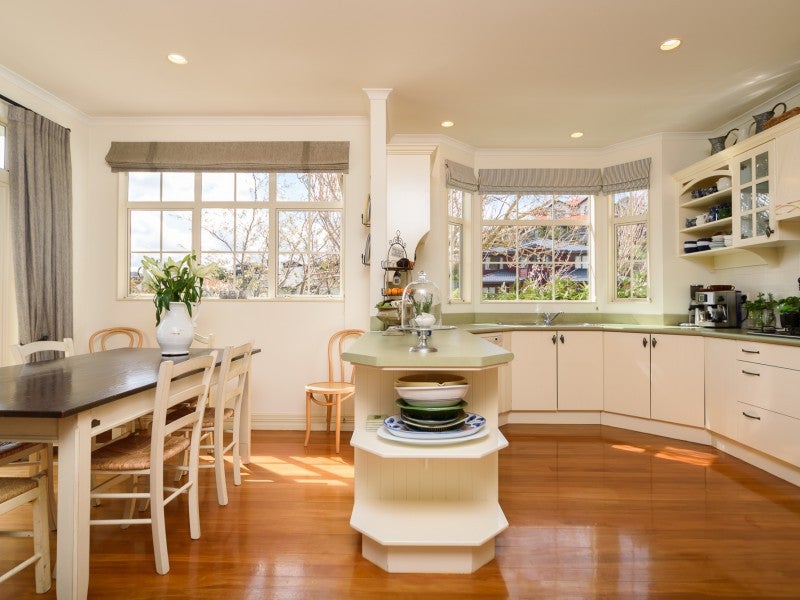 15 Eastcott Grove, Churton Park, Wellington - Carousel 2