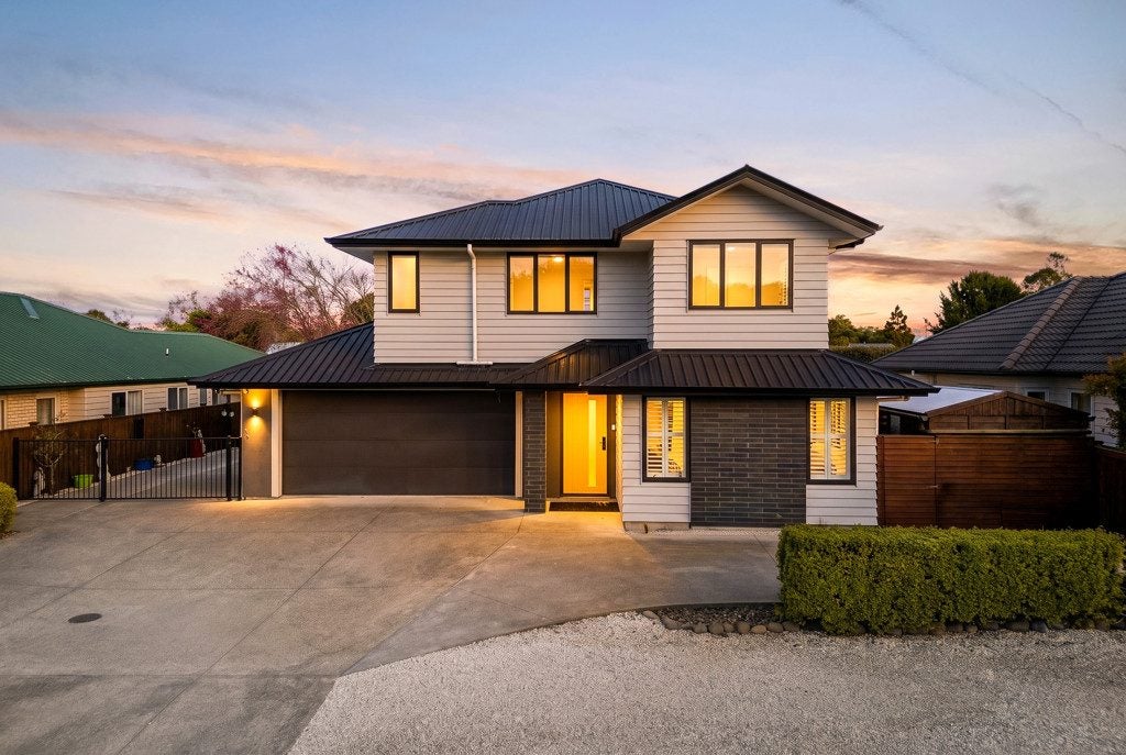 14 Kahika Grove, Huapai, Rodney, Auckland - Carousel 1