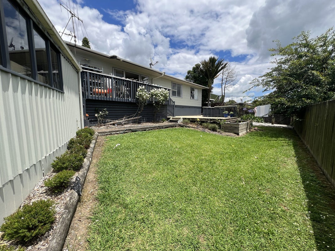 7 Dovedale Place, Dinsdale, Hamilton - Carousel 16
