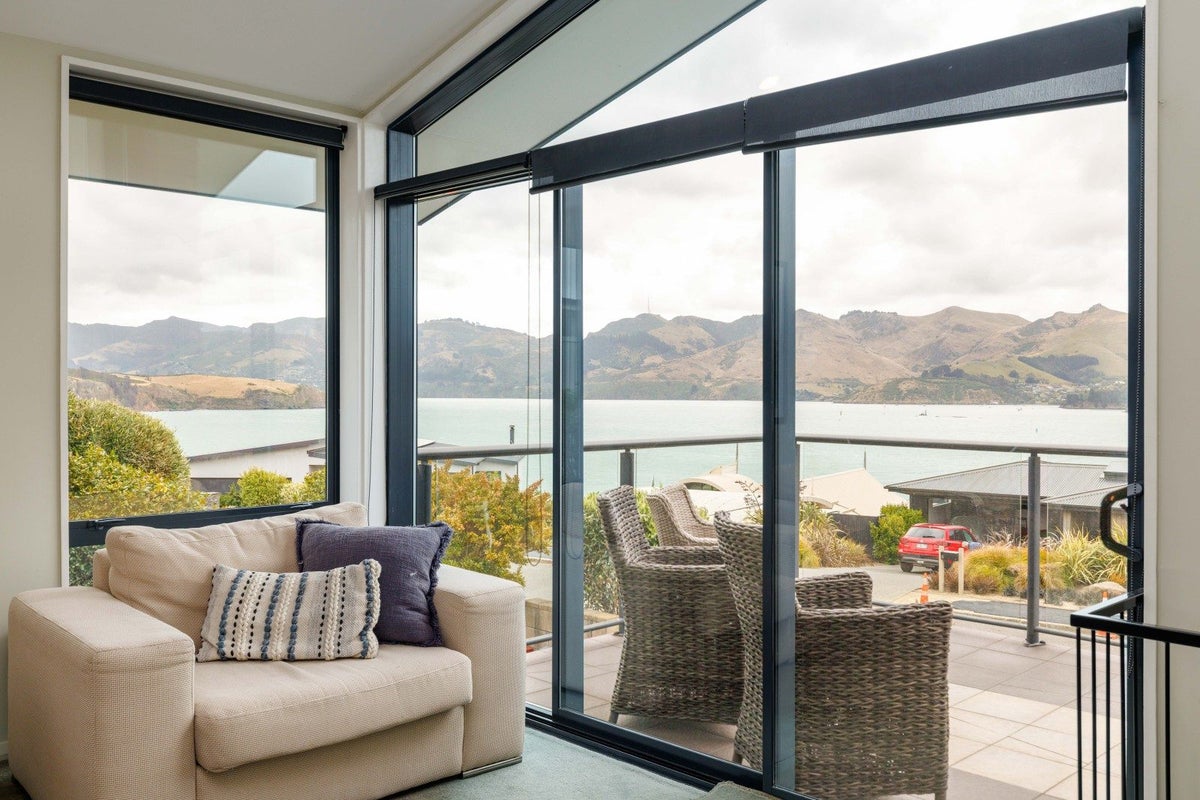 52 Koromiko Crescent, Diamond Harbour, Lyttelton - Carousel 2