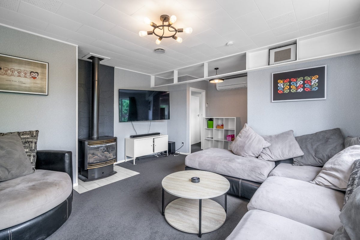 67 Lauder Crescent, Heidelberg, Invercargill - Carousel 2