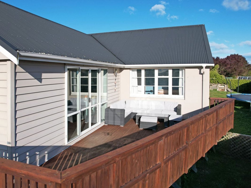 51 Tamar Street, South Hill, Oamaru - Carousel 16