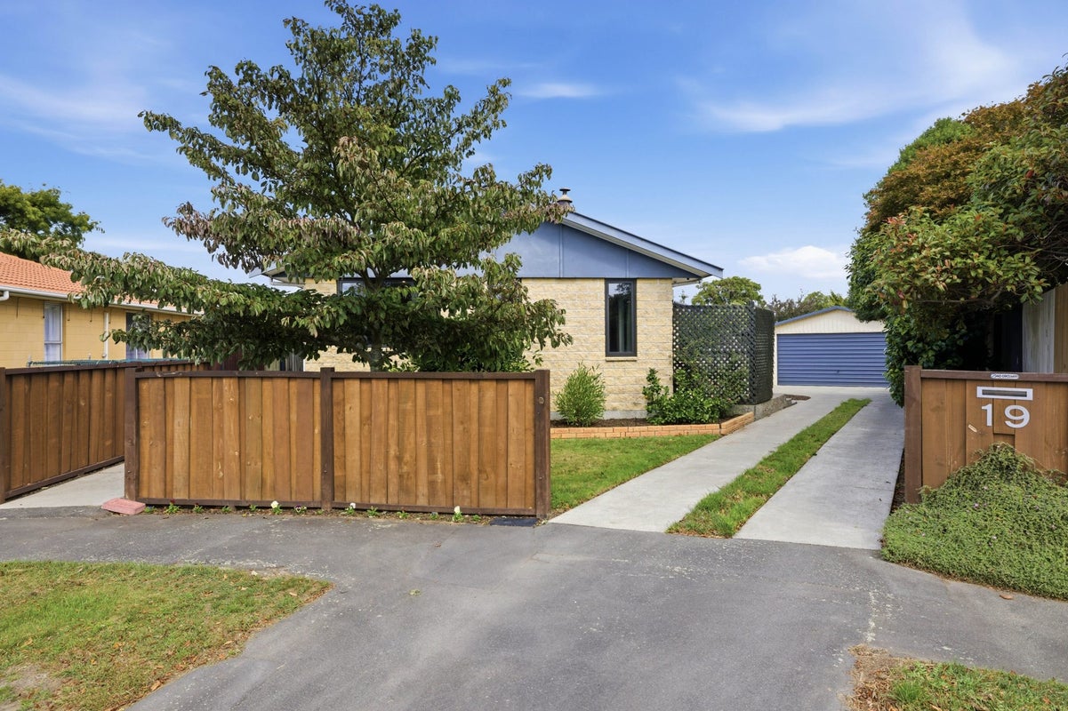 19 Daytona Place, Parklands, Christchurch - Carousel 1