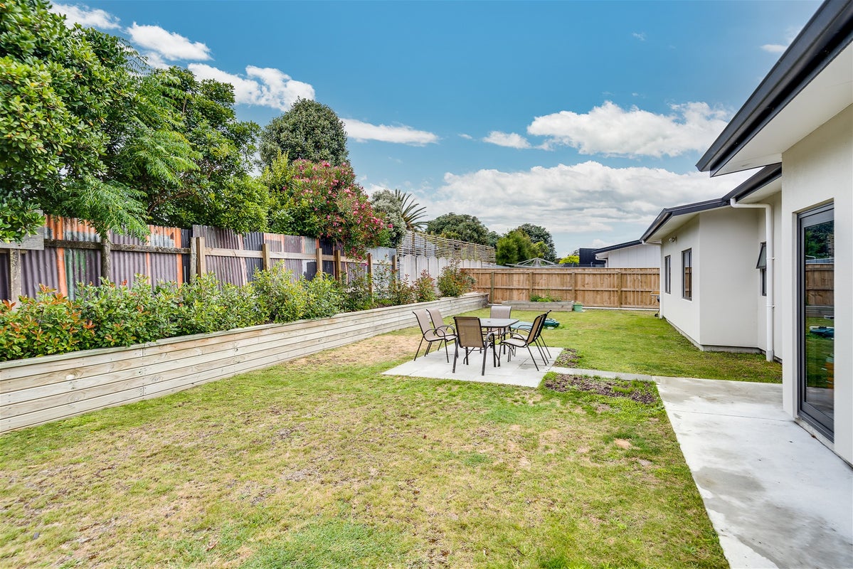 27 Pohutukawa Drive, Eskdale, Napier - Carousel 18