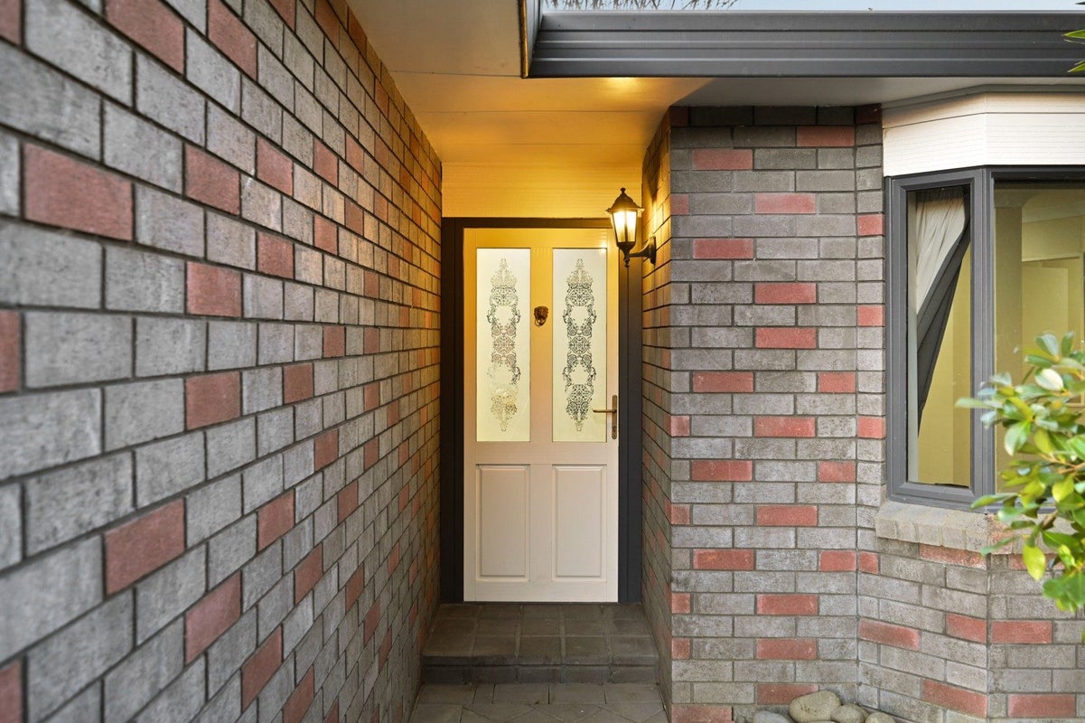 7 Plymouth Place, Fairview Downs, Hamilton - Carousel 2