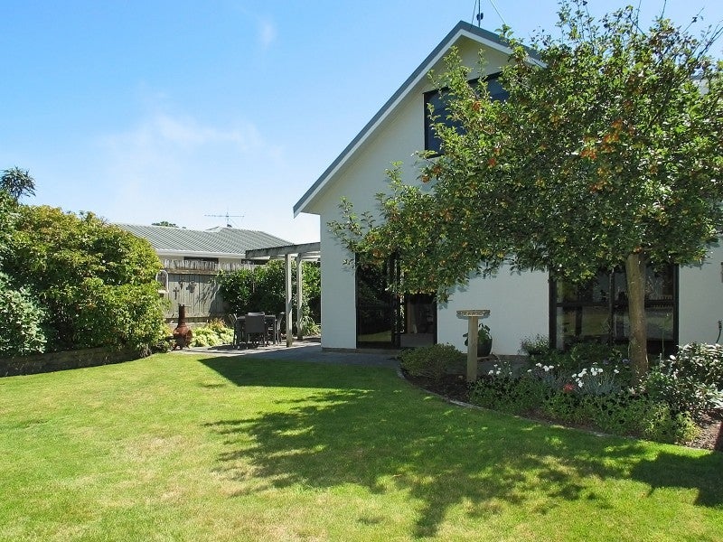 14 Westridge, Camborne, Porirua - Carousel 1