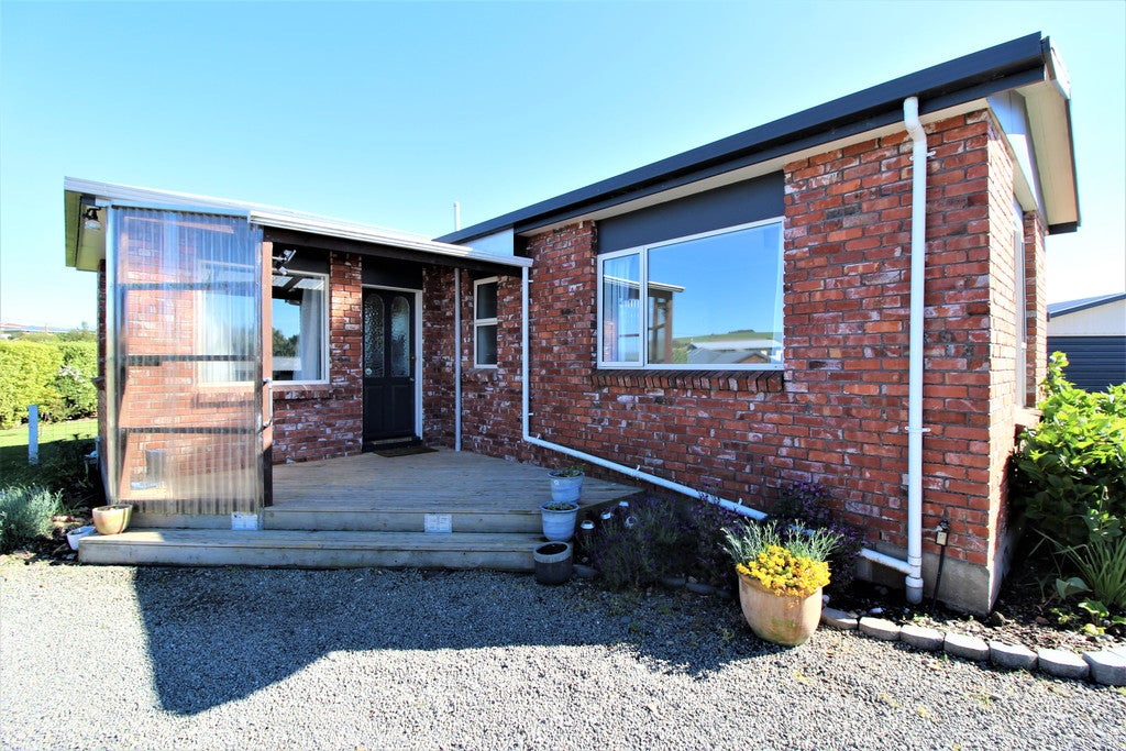 40 Grove Avenue, Weston, Oamaru - Carousel 2