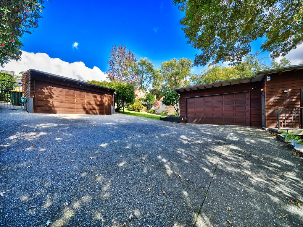 146 Cliff View Drive, Green Bay, Auckland - Carousel 20