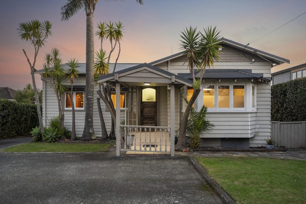 1/305 Lake Road, Hauraki, Auckland - Carousel 1