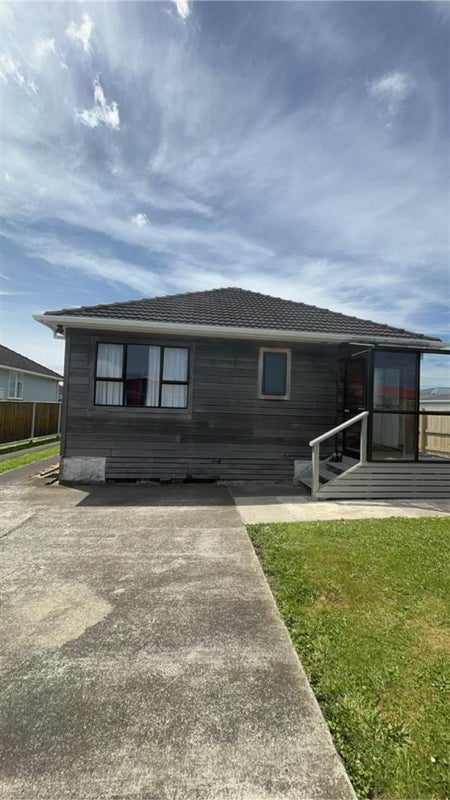 1 Robbins Crescent, Hawera - Carousel 5