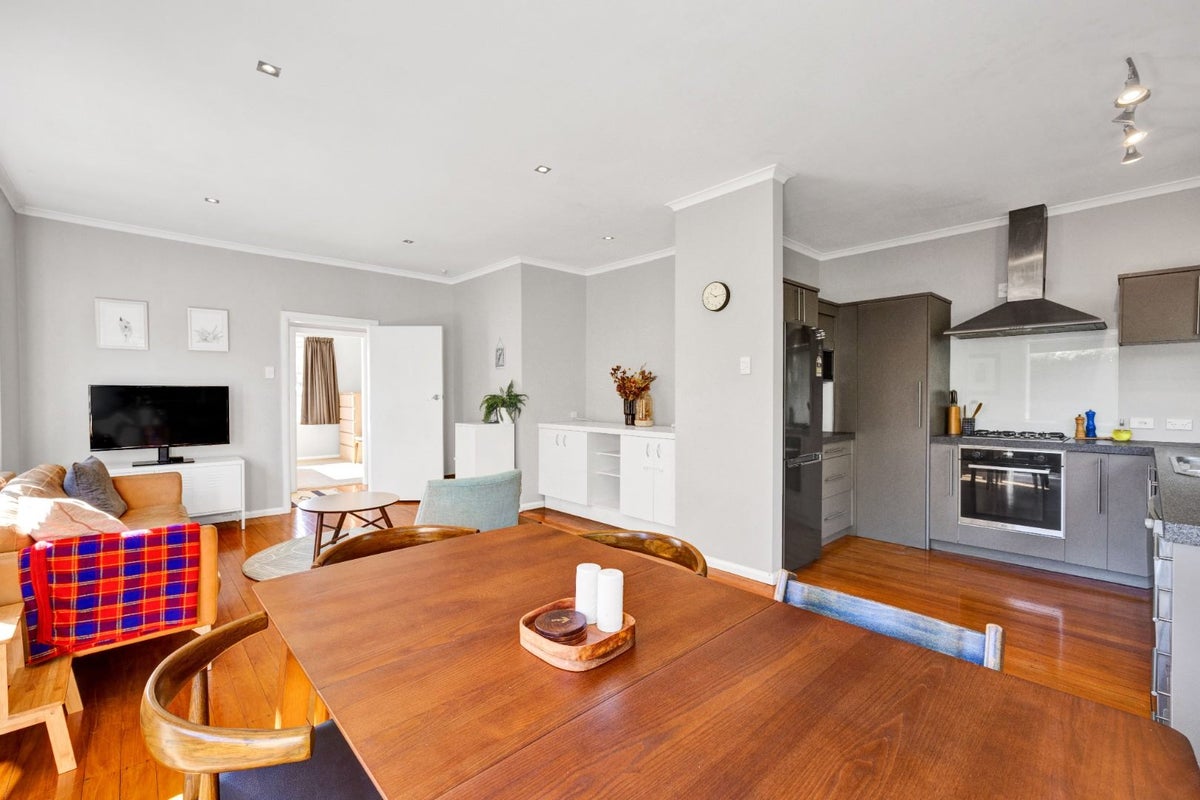 34A Richmond ST, Fitzroy, New Plymouth - Carousel 2