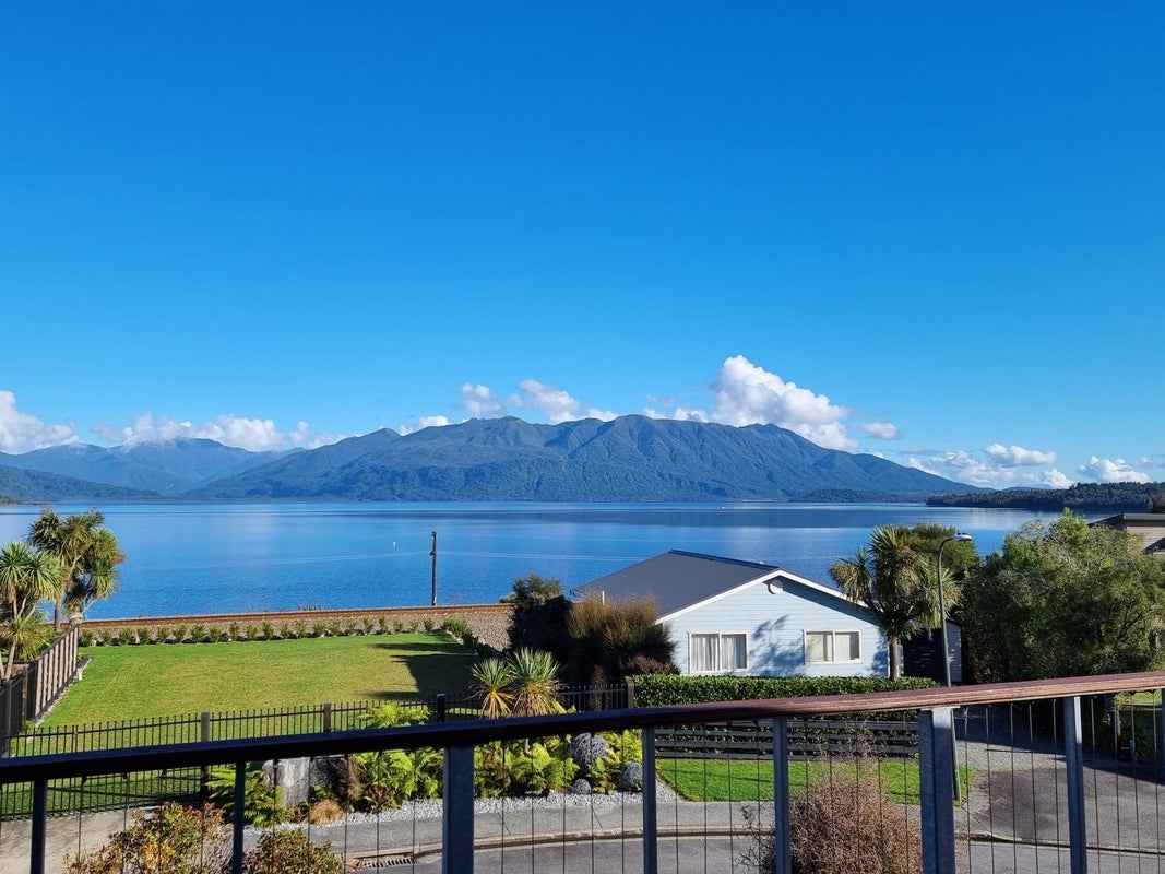 3 Ranui Place, Moana, Moana - Carousel 2