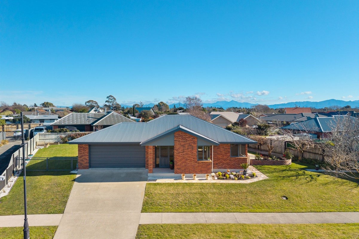 16 Hope Drive, Witherlea, Blenheim, Marlborough - Carousel 1