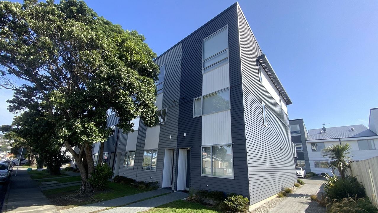 22/36 Tacy Street, Kilbirnie, Wellington - Carousel 1