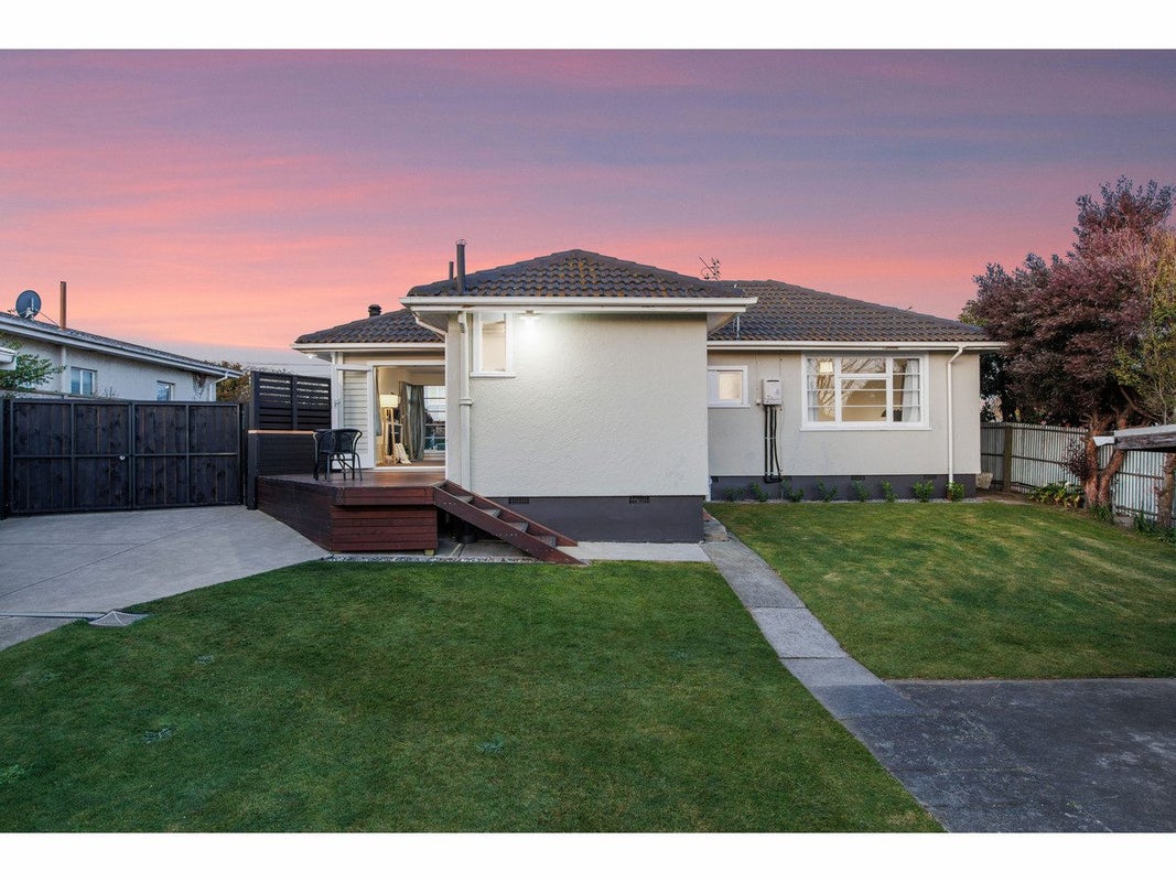 317 Hills Road, Mairehau, Christchurch - Carousel 1