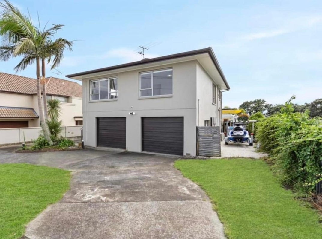 116 Clovelly Road, Bucklands Beach, Auckland - Carousel 8