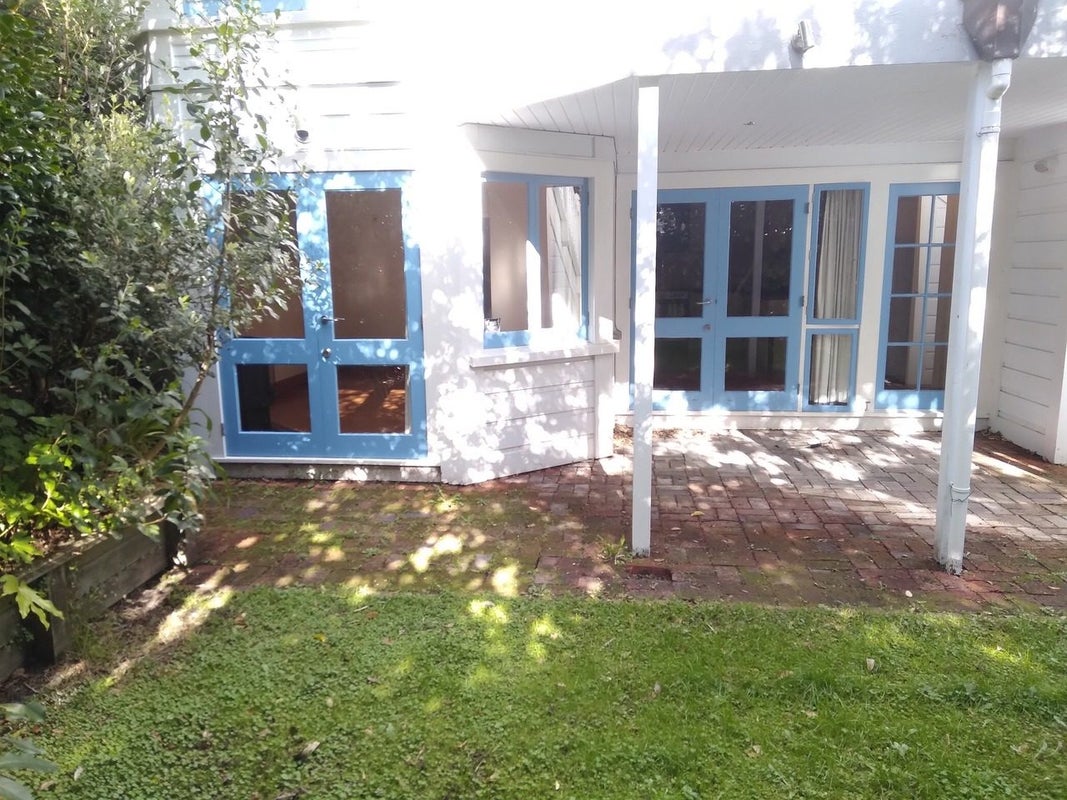 69 Glen Road, Kelburn, Wellington - Carousel 1