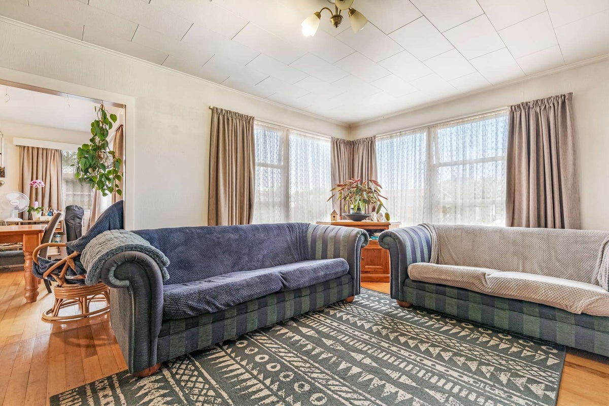 11 Euan Street, Mangakakahi, Rotorua - Carousel 2