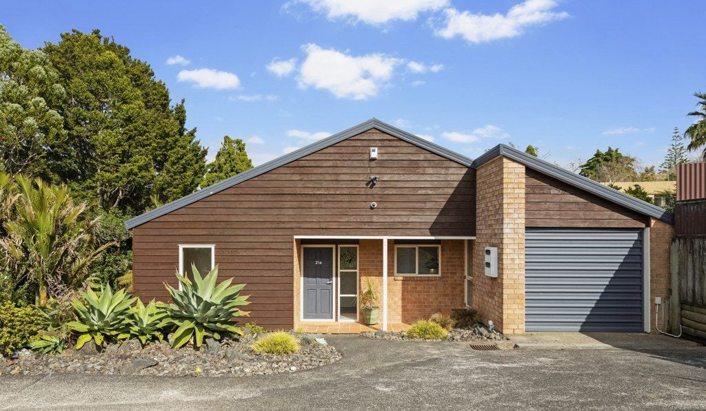 21A Willerton Avenue, New Lynn, Auckland - Carousel 1