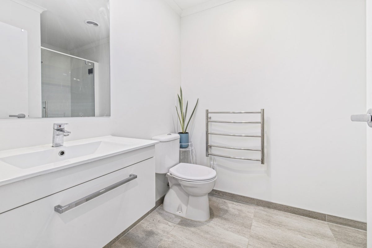 30A Biplane Street, Takanini, Auckland - Carousel 12