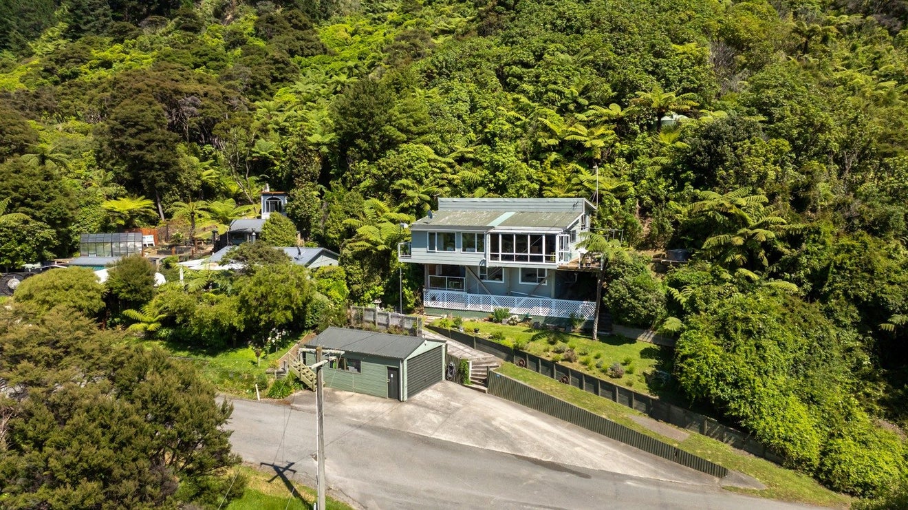 17 Tumbledown Bay Road, Port Underwood, Picton - Carousel 2