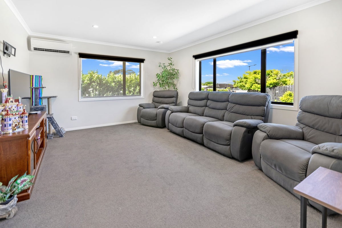 2 Matawhero Place, Hamilton - Carousel 2
