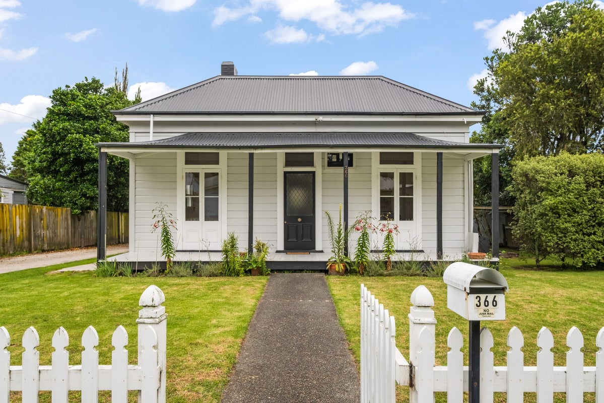 366 Clifford Street, Mangapapa, Gisborne - Carousel 2