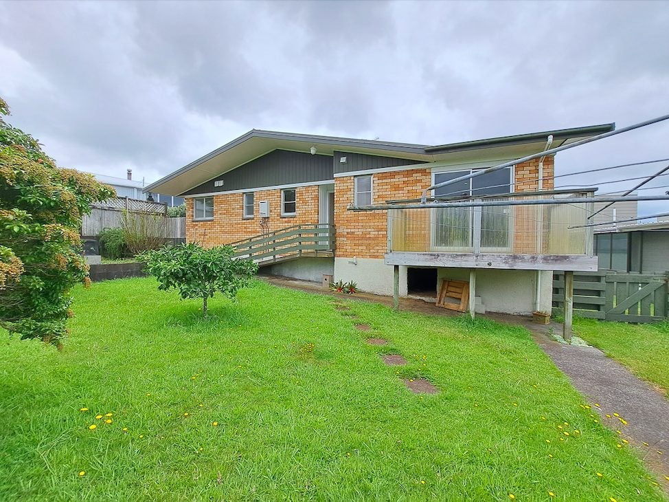 17A Manu Crescent, Upper Vogeltown, New Plymouth - Carousel 16