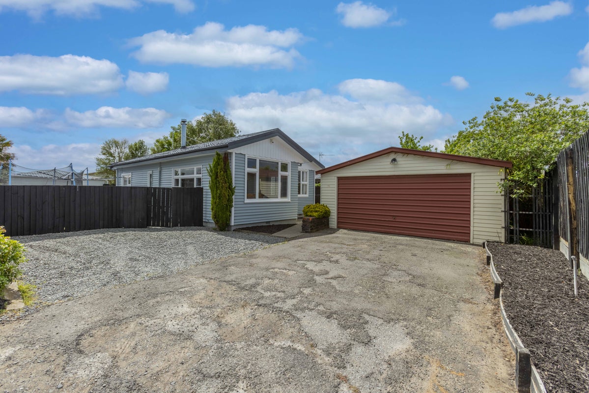 17C Ottawa Road, Wainoni, Christchurch - Carousel 16