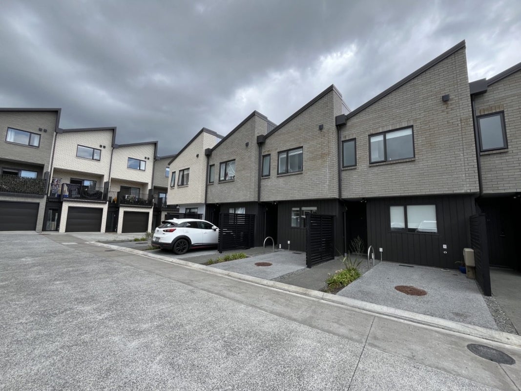 10/28 Westgate Drive, Westgate, Auckland - Carousel 18