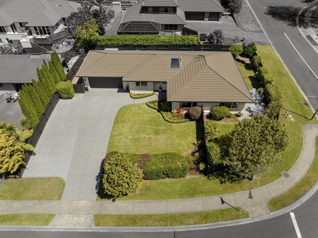95 Rowesdale Drive, Ohauiti, Tauranga - Carousel 2