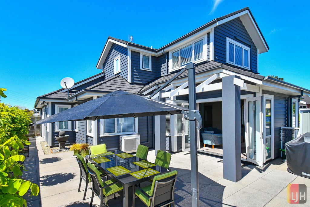 2 Portofino Point, Karaka, Papakura - Carousel 1