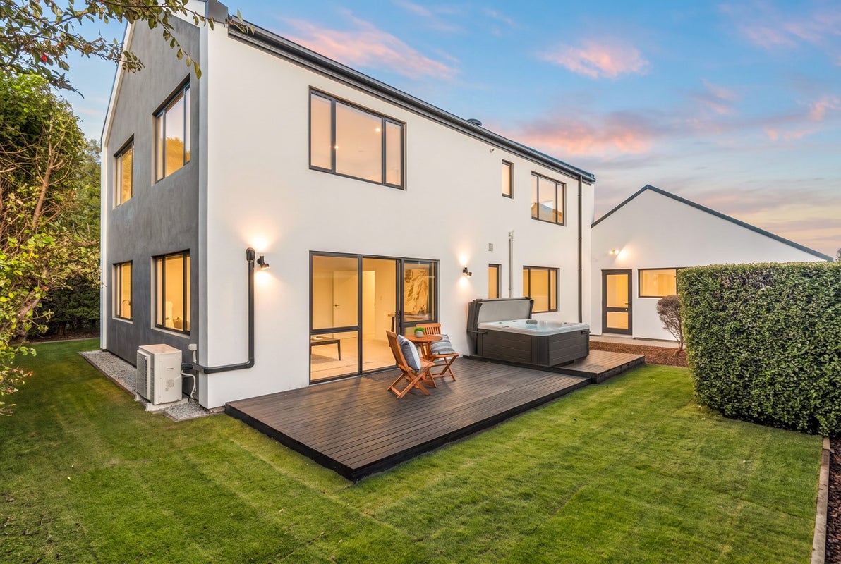 188 Harewood Road, Papanui, Christchurch - Carousel 2