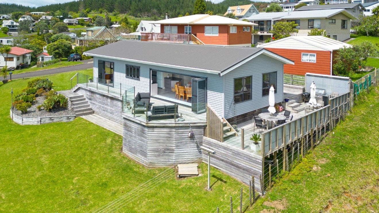 108 Tuna Place, Onemana, Whangamata - Carousel 1