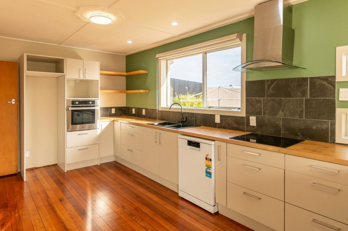 170 Harvey Street, Grasmere, Invercargill - Carousel 2