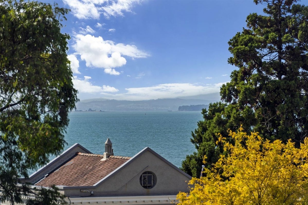 192 Hurstmere Road, Takapuna, Auckland - Carousel 2