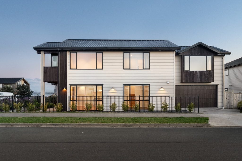 1 Picnic Point Road, Hobsonville, Auckland - Carousel 2