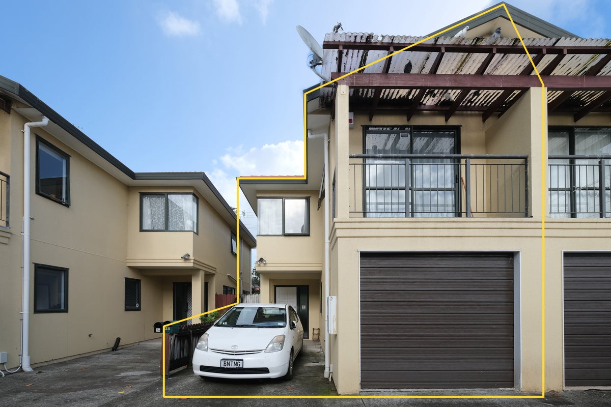 25/8 Margan Avenue, New Lynn, Auckland - Carousel 1